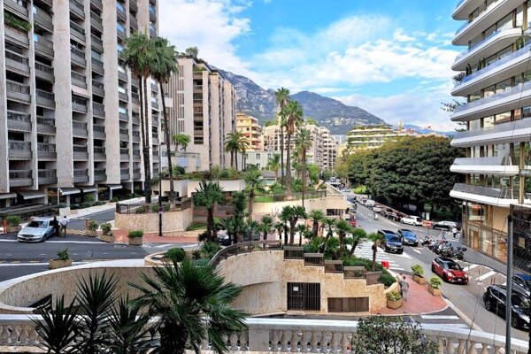 STUDIO RÉNOVÉ ET CLIMATISÉ