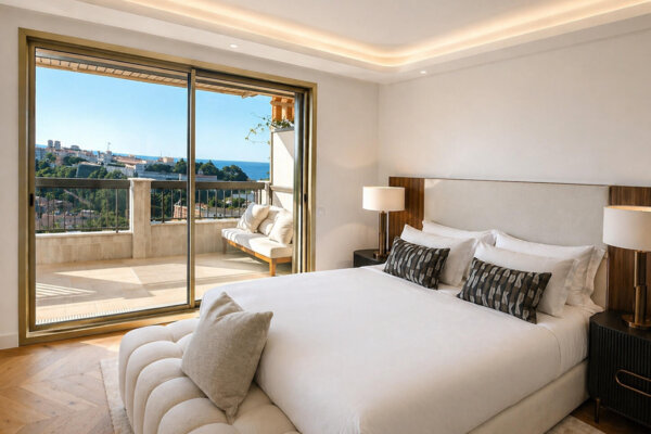 "Le Beverly" - Trilocale ristrutturato - Vista stupenda sul porto e la "Rocca"