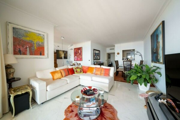 Le Patio Palace - Avenue Hector Otto